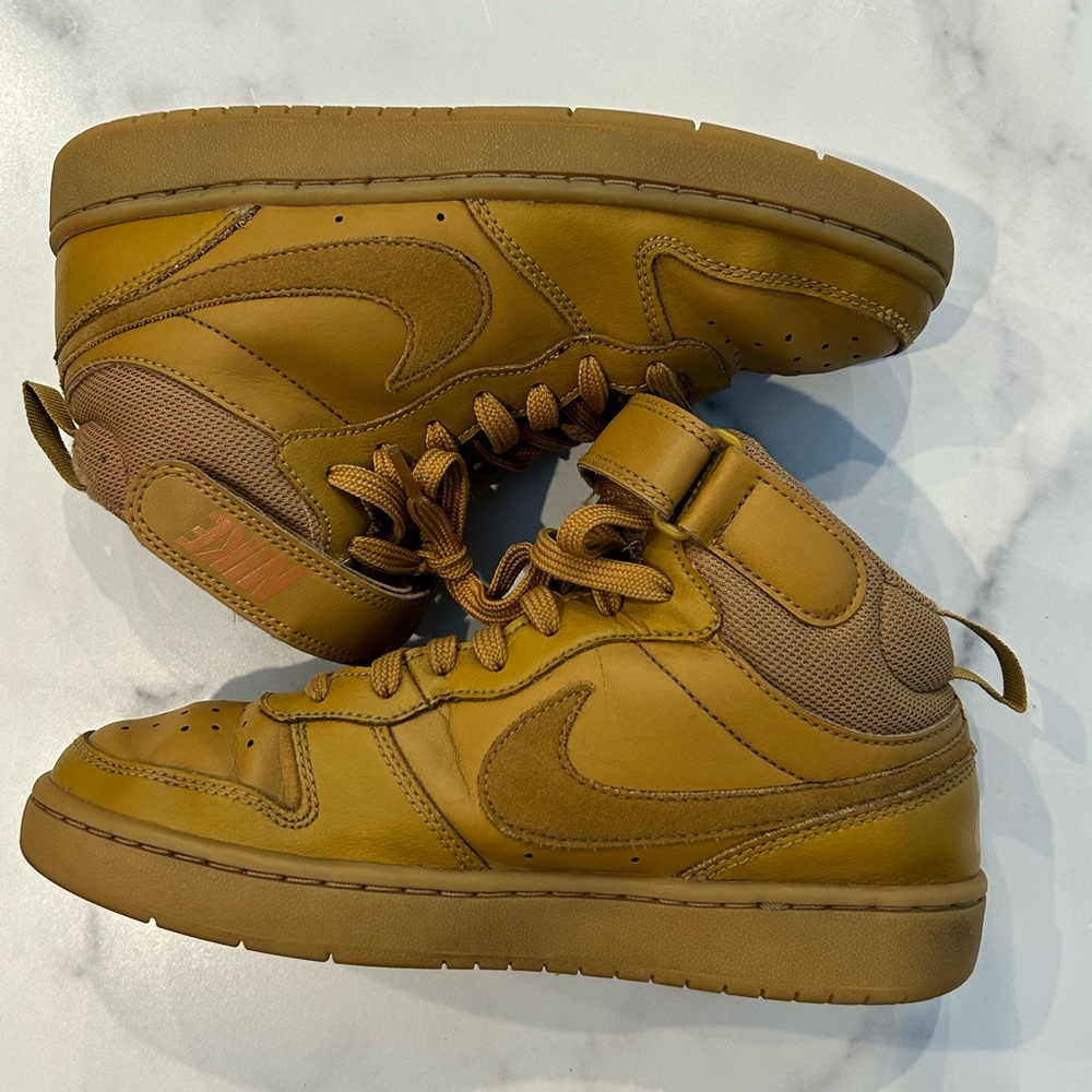 Nike Court Borough Mid 2 Wheat size 5 youth casual sneakers shoes high top